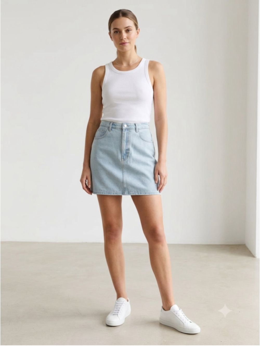 Arula Light Wash Rhinestone Denim Mini Skirt High Waist Elastic Back Size 1X NWT